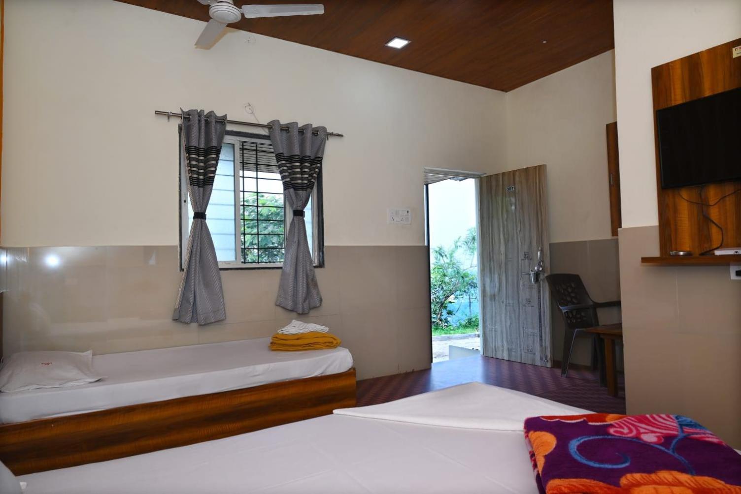 P P Lodging Mangvadi Extérieur photo
