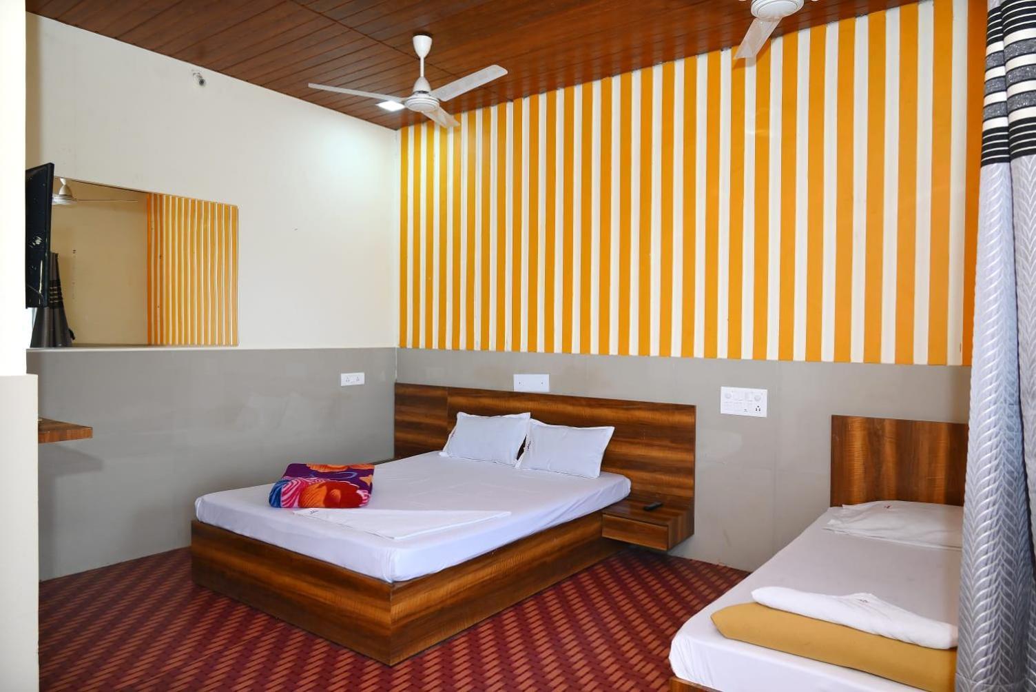 P P Lodging Mangvadi Extérieur photo