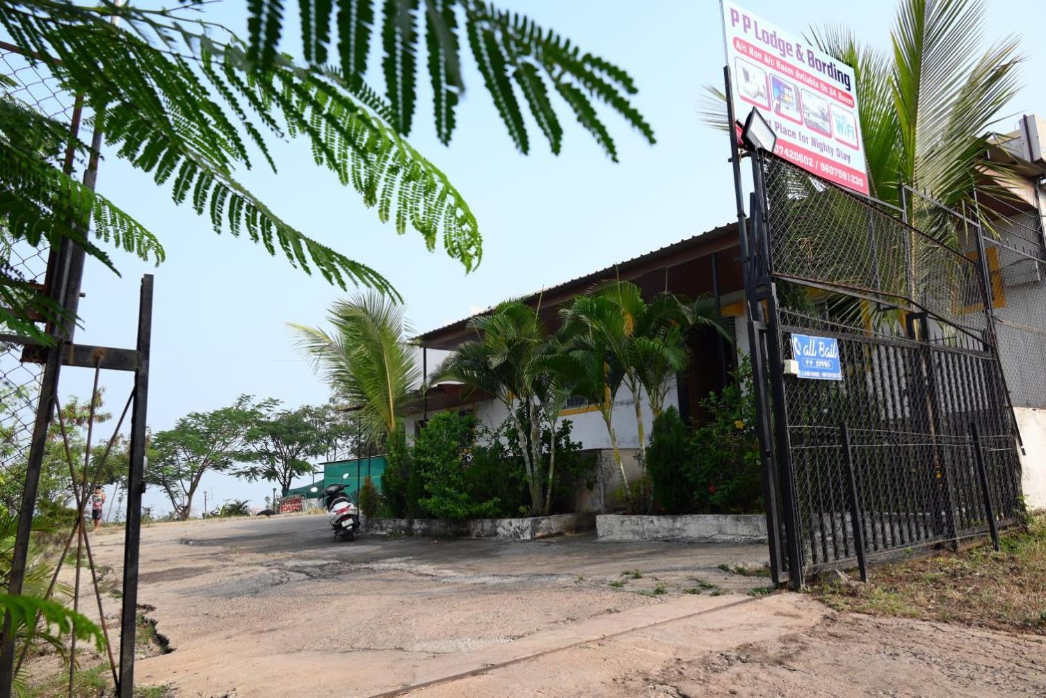 P P Lodging Mangvadi Extérieur photo