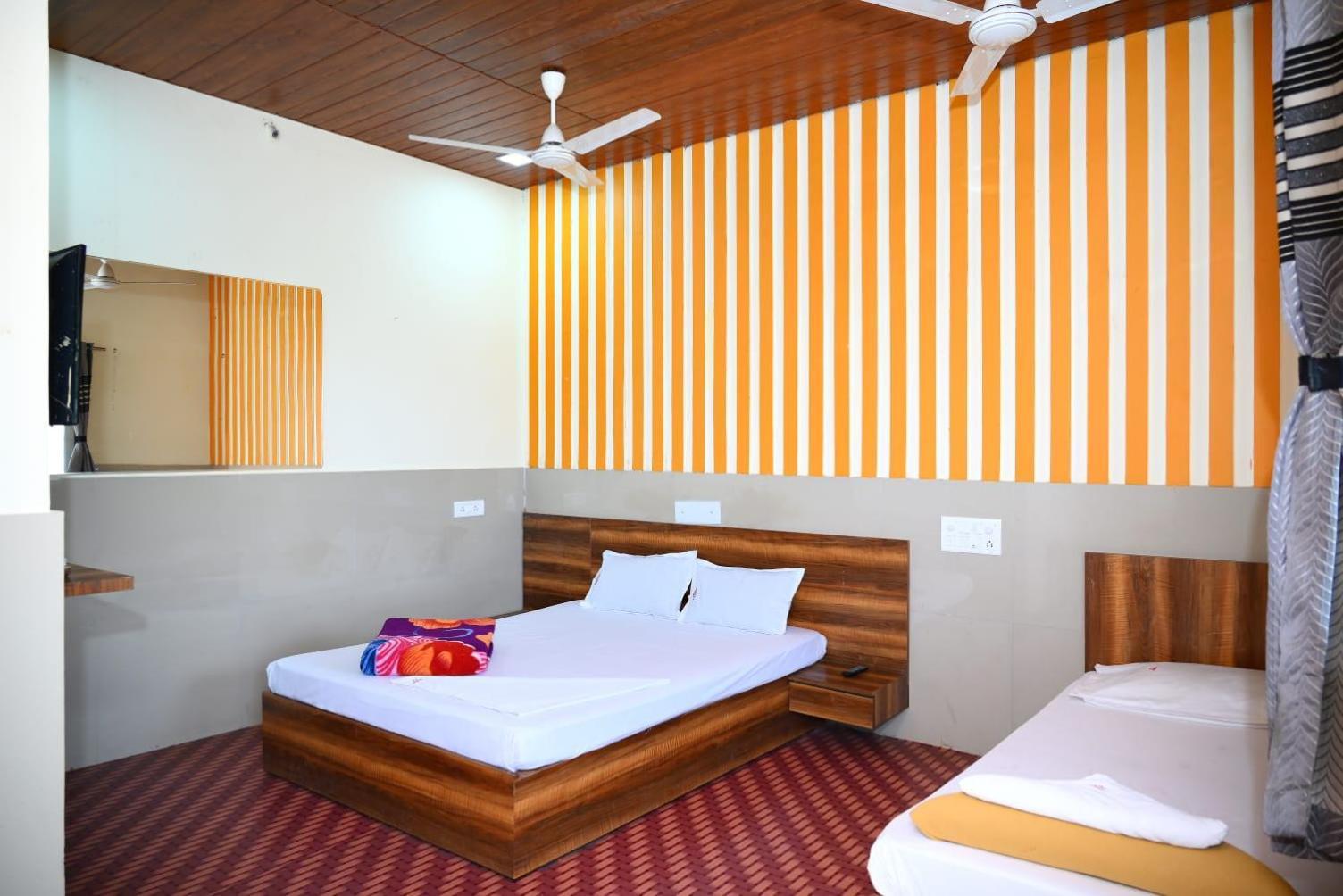 P P Lodging Mangvadi Extérieur photo